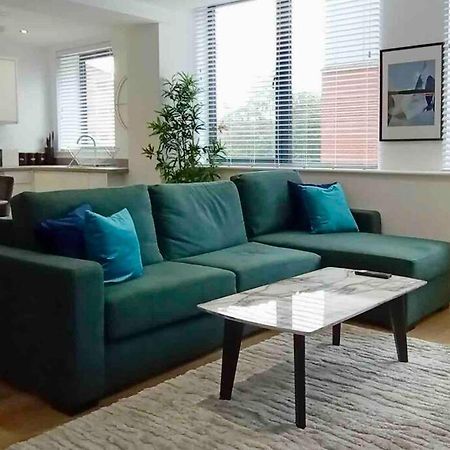 Luxury 2 Bed 2 Bath Flat Near Old Trafford Apartment Manchester Exterior photo