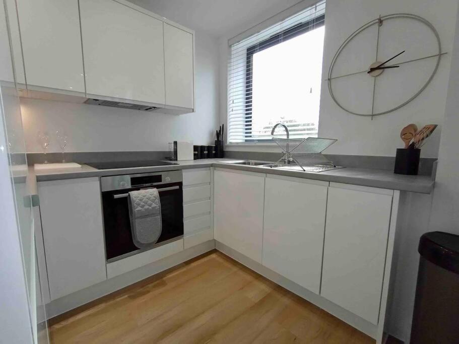 Luxury 2 Bed 2 Bath Flat Near Old Trafford Apartment Manchester Exterior photo